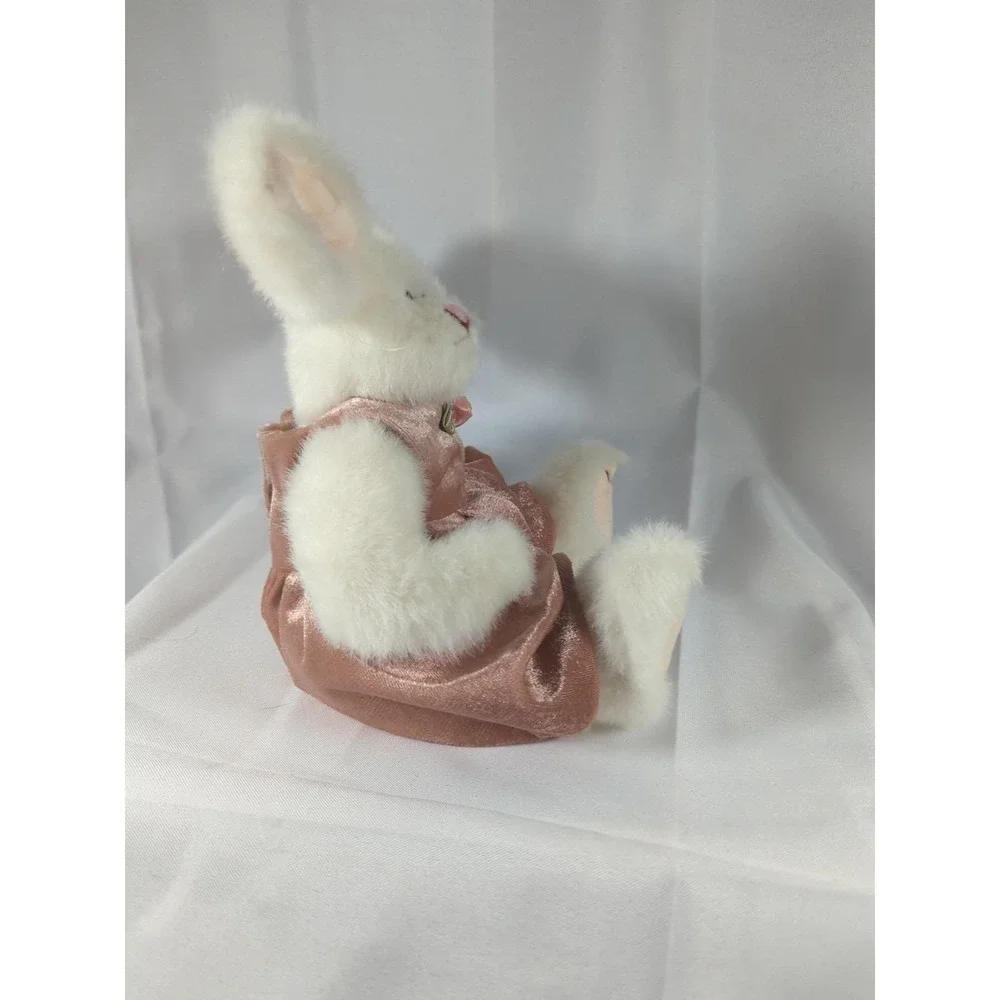 Ty Sara The White Bunny Rabbit Vintage Attic Treasures Collection 11